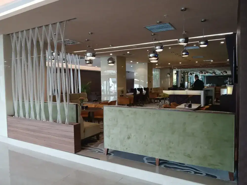 The lounge and coffee bar off the lobby
