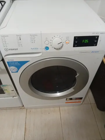 An Indesit washer-dryer with F05 on the display